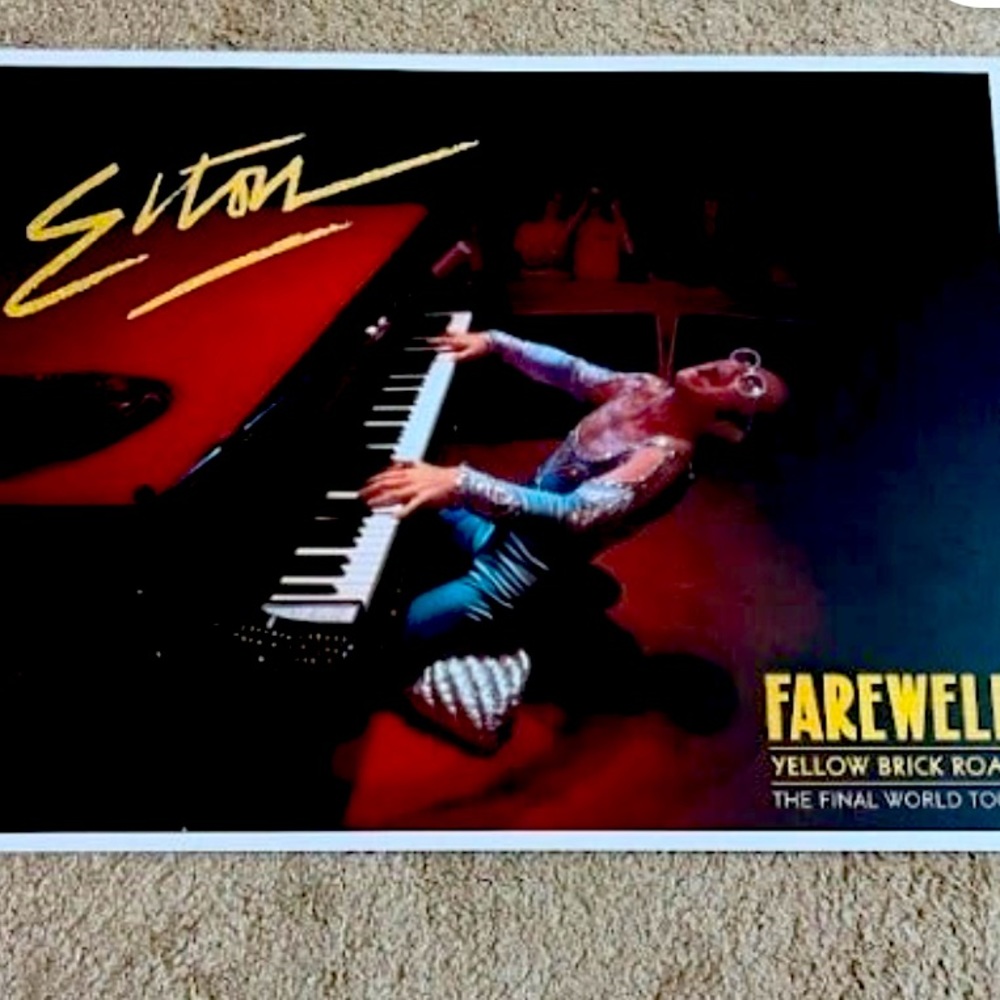 Elton John VIP Yellow Brick Road Tour Kit